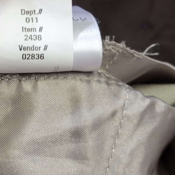 Eddie Bauer Womens Slightly Curvy Fit Khaki Pants - Size 6 - Picture 14 of 15